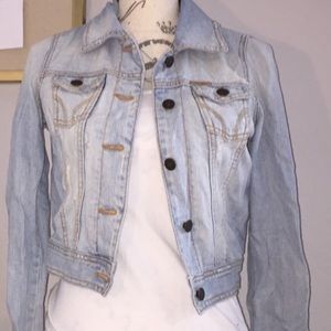 Hollister Crop Jean Jacket 🧥